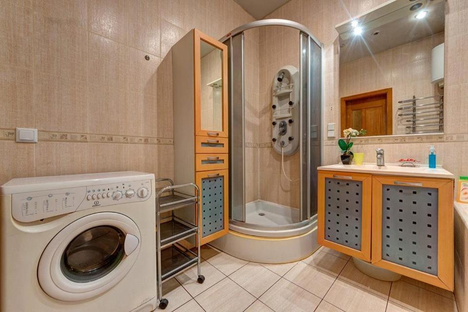 Apartments On Shota Rustaveli Київ Екстер'єр фото