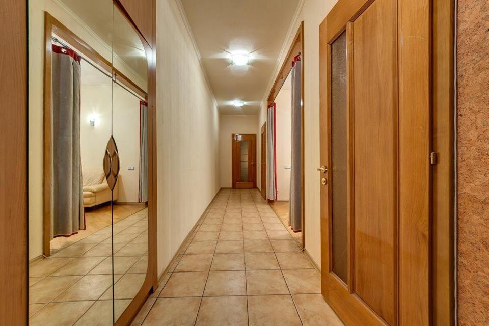 Apartments On Shota Rustaveli Київ Екстер'єр фото
