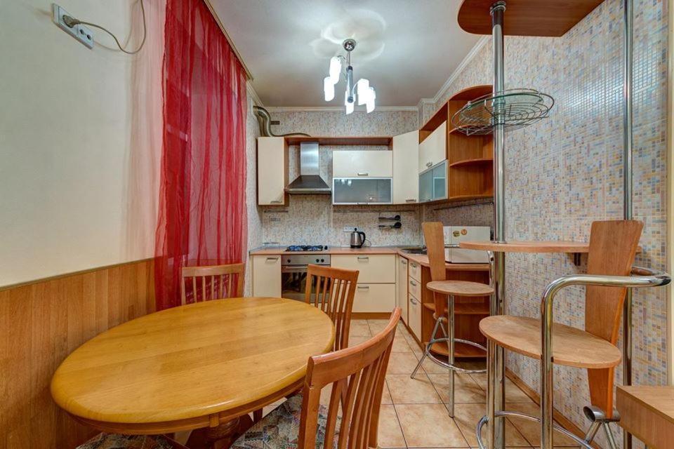 Apartments On Shota Rustaveli Київ Екстер'єр фото